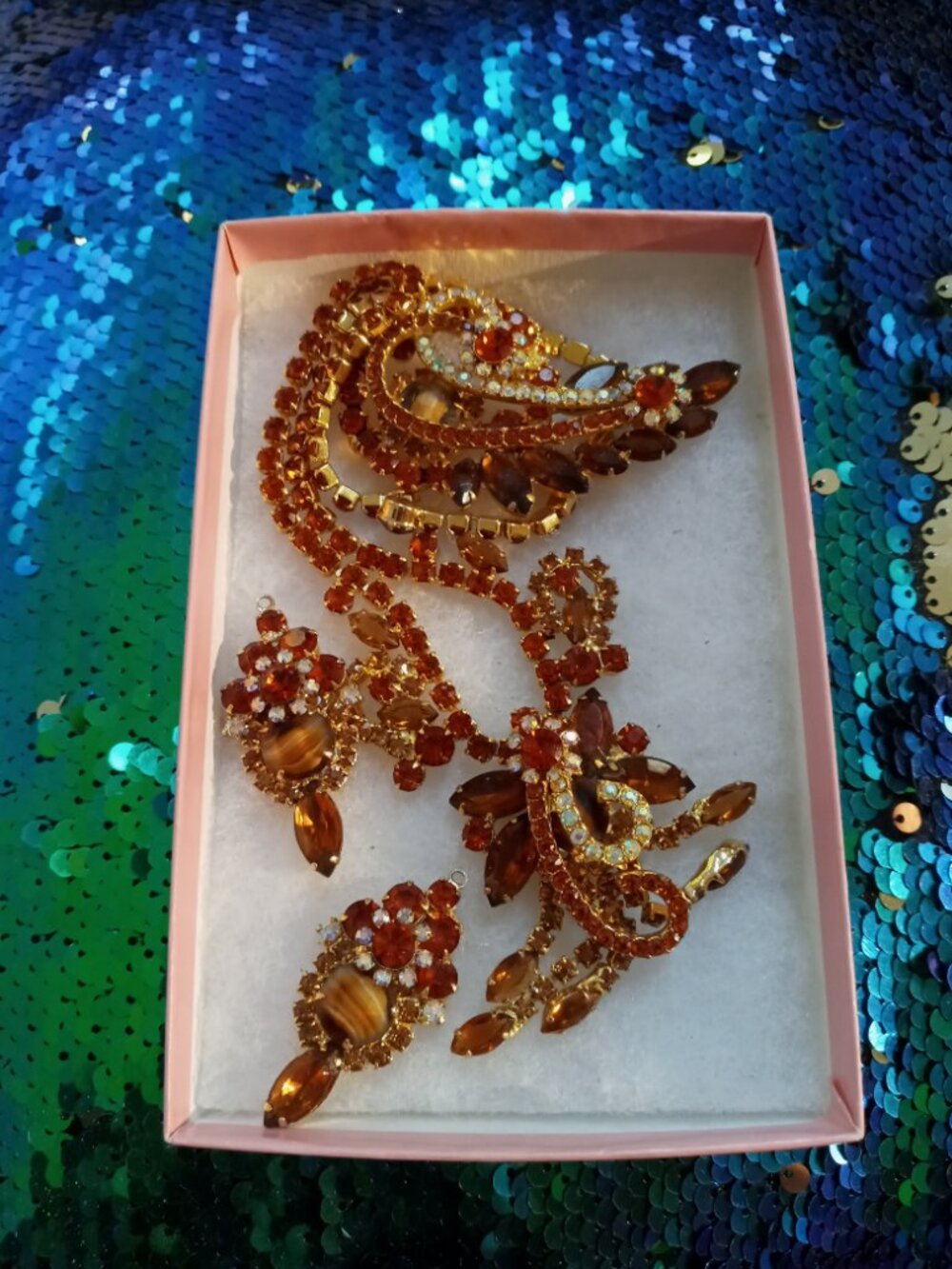 RARE! GORGEOUS VINTAGE ELEGANCE JULIANA RHINESTONE PARURE SET